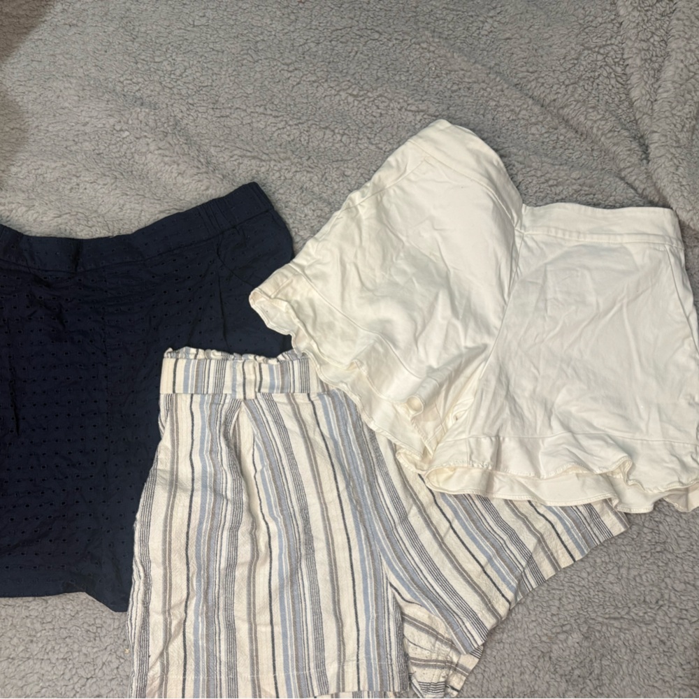 Stylish High Waist Women's Shorts - Black, White, and Striped